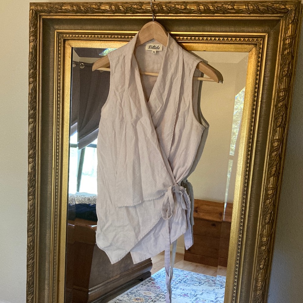 Listicle Cotton Wrap Top